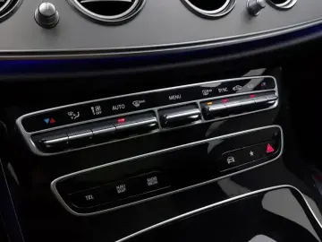 2021 Mercedes-Benz E-Класс с пробегом 59 938 км
