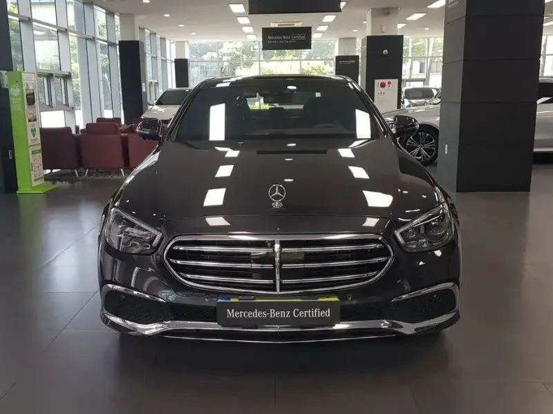 2023 Mercedes-Benz E-Класс с пробегом 3 401 км