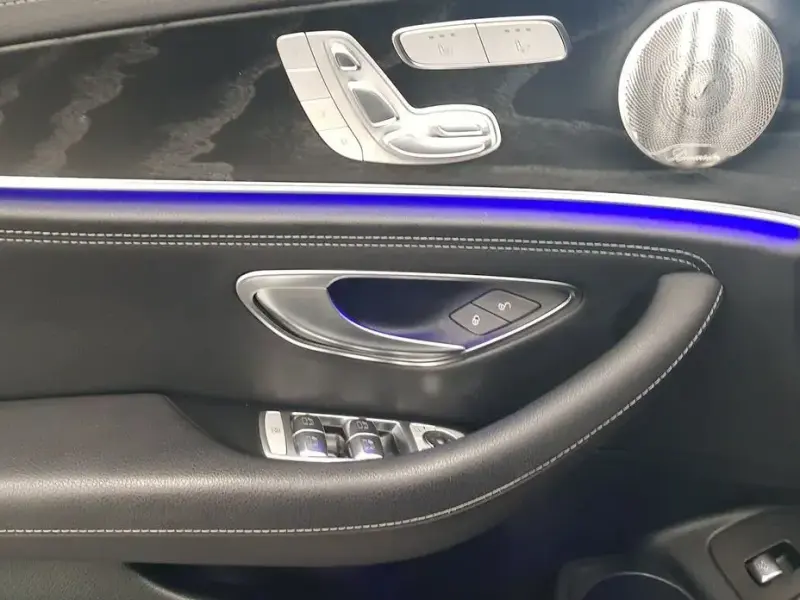 2022 Mercedes-Benz E-Класс с пробегом 73 343 км