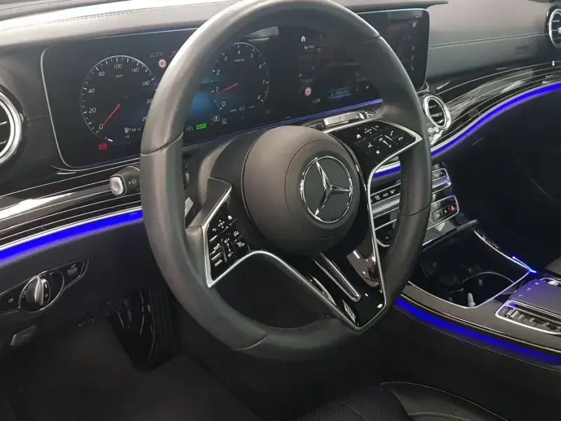 2023 Mercedes-Benz E-Класс с пробегом 3 401 км