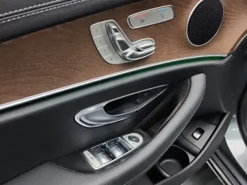 2022 Mercedes-Benz E-Класс с пробегом 54 196 км