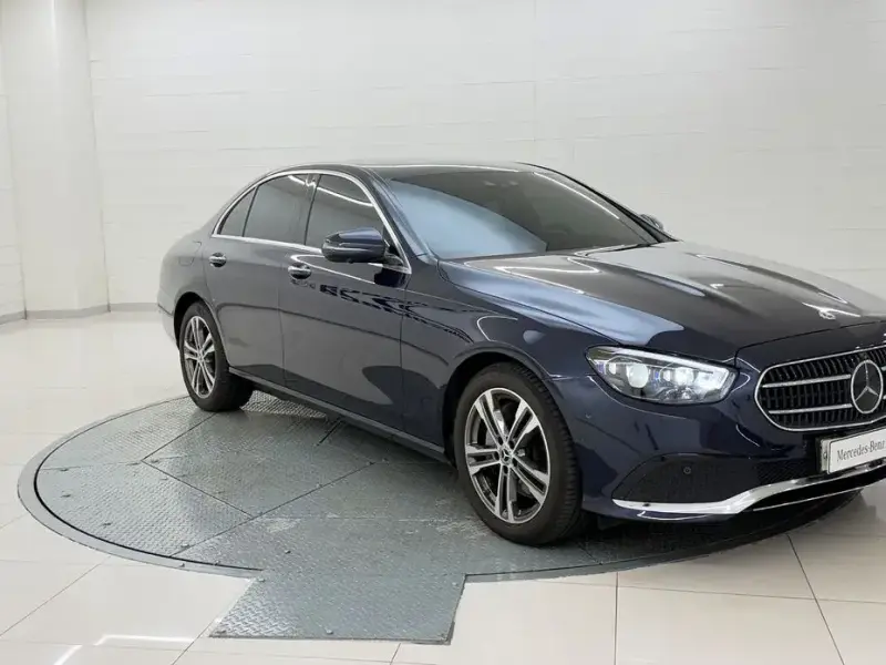 2022 Mercedes-Benz E-Класс с пробегом 31 118 км
