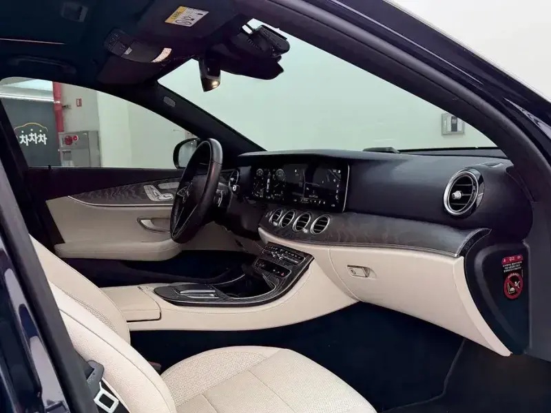 2022 Mercedes-Benz E-Класс с пробегом 31 118 км