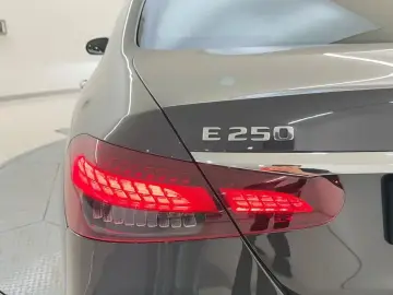 2023 Mercedes-Benz E-Класс с пробегом 45 220 км