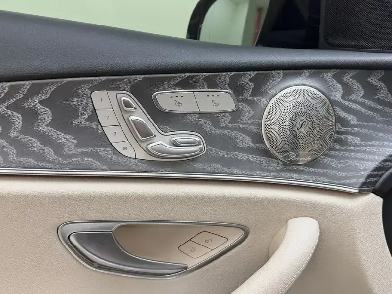 2022 Mercedes-Benz E-Класс с пробегом 31 118 км