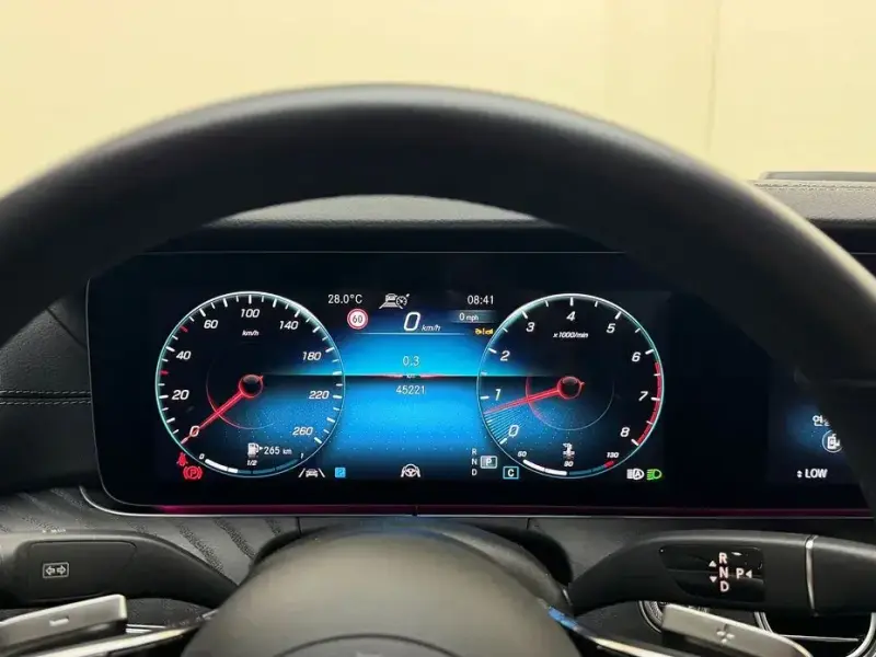 2023 Mercedes-Benz E-Класс с пробегом 45 220 км