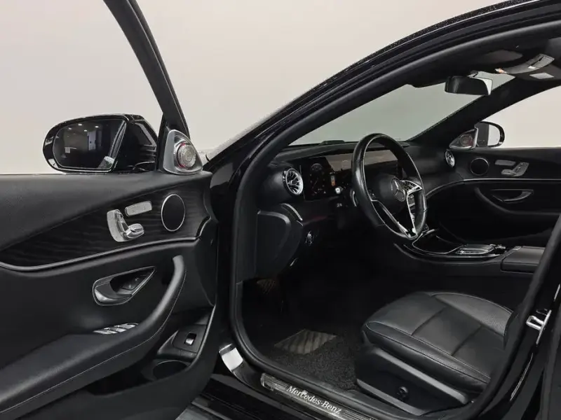 2022 Mercedes-Benz E-Класс с пробегом 76 105 км