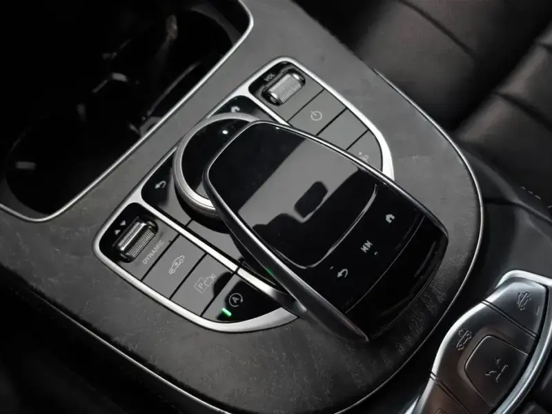 2022 Mercedes-Benz E-Класс с пробегом 90 509 км