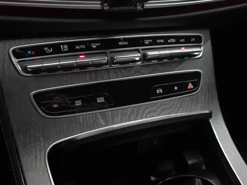 2022 Mercedes-Benz E-Класс с пробегом 90 509 км