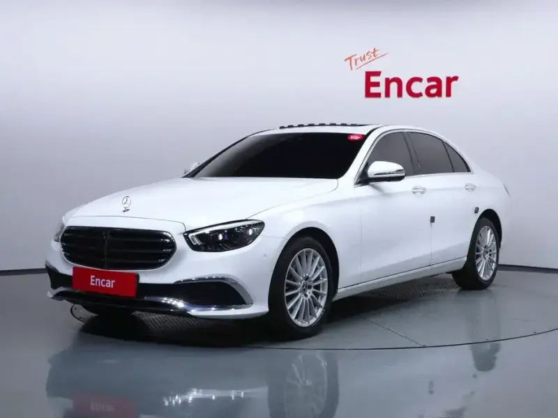 2023 Mercedes-Benz E-Класс с пробегом 49 767 км