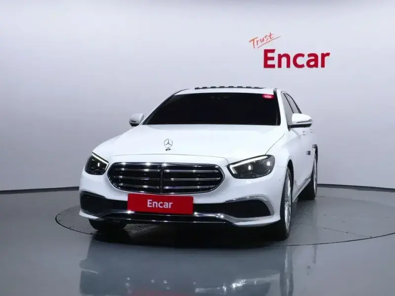 2023 Mercedes-Benz E-Класс с пробегом 49 767 км