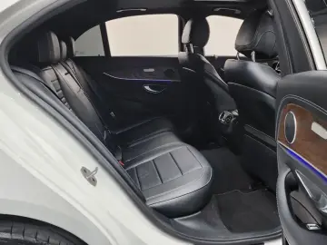 2023 Mercedes-Benz E-Класс с пробегом 49 767 км