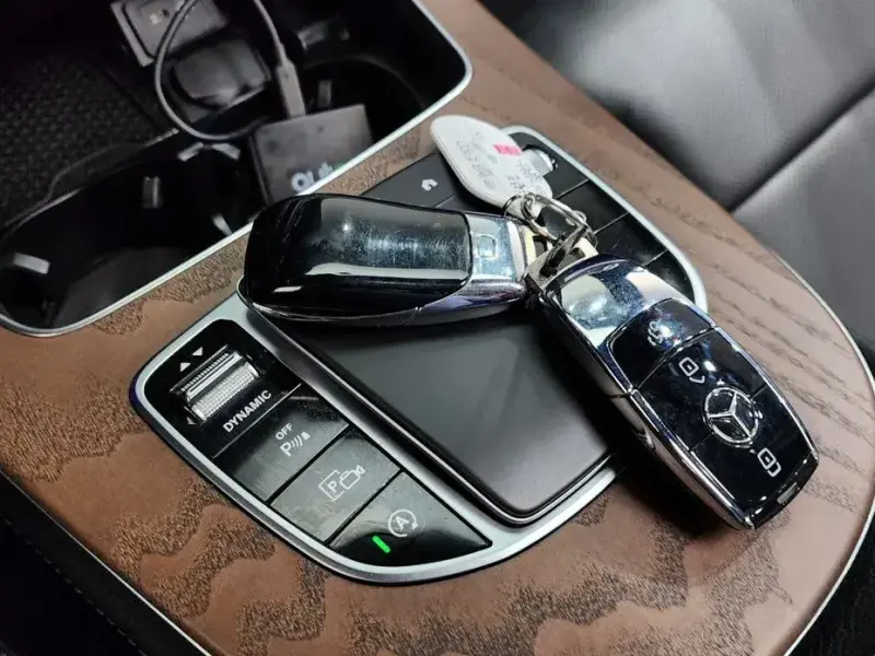 2023 Mercedes-Benz E-Класс с пробегом 49 767 км