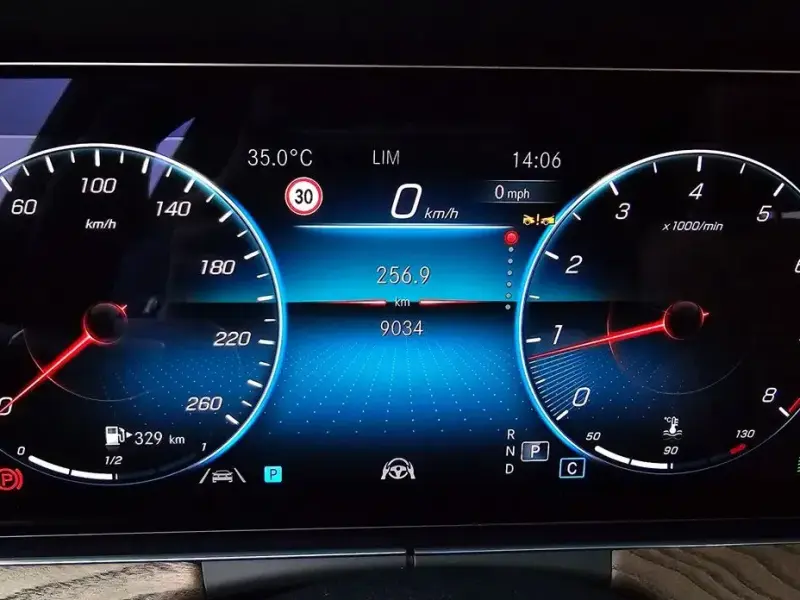 2023 Mercedes-Benz E-Класс с пробегом 9 034 км