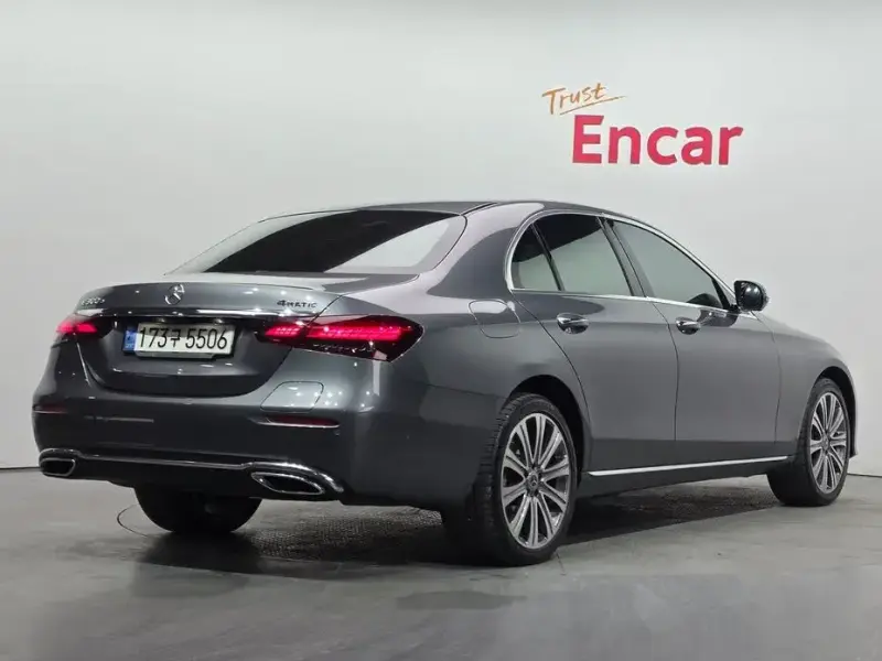 2022 Mercedes-Benz E-Класс с пробегом 113 542 км