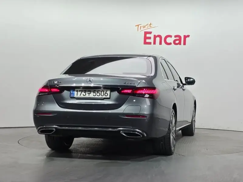 2022 Mercedes-Benz E-Класс с пробегом 113 542 км