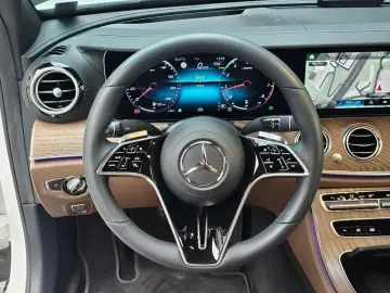 2023 Mercedes-Benz E-Класс с пробегом 9 034 км