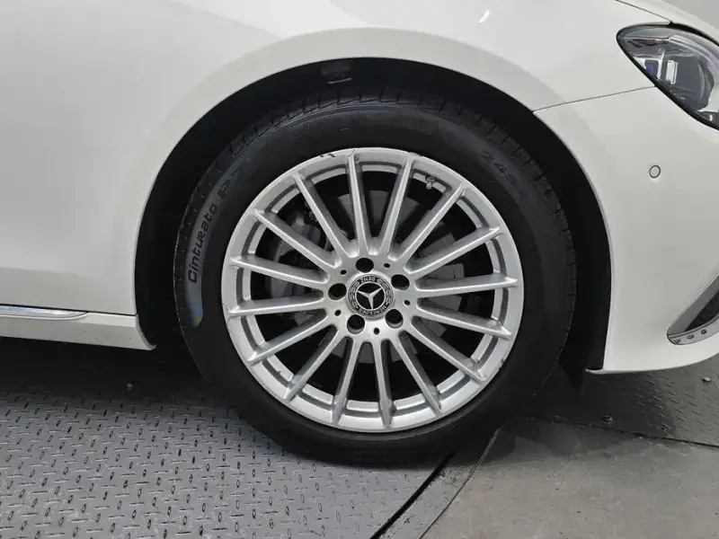 2023 Mercedes-Benz E-Класс с пробегом 9 034 км
