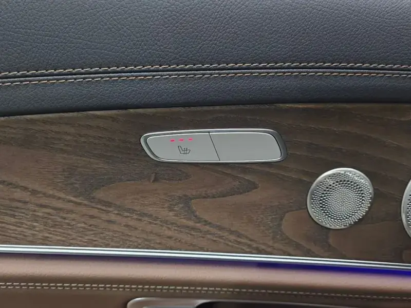 2022 Mercedes-Benz E-Класс с пробегом 113 542 км