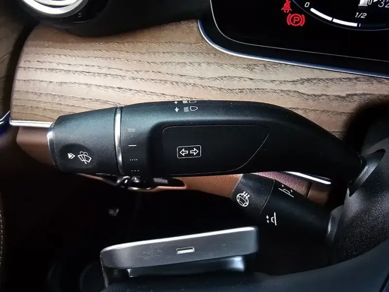 2023 Mercedes-Benz E-Класс с пробегом 9 034 км