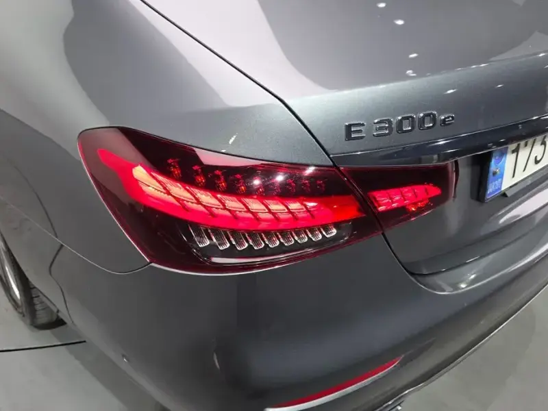 2022 Mercedes-Benz E-Класс с пробегом 113 542 км