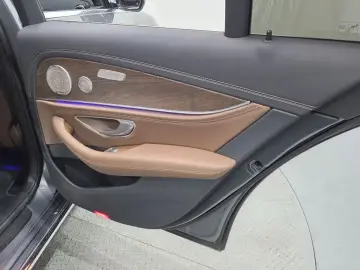 2022 Mercedes-Benz E-Класс с пробегом 113 542 км