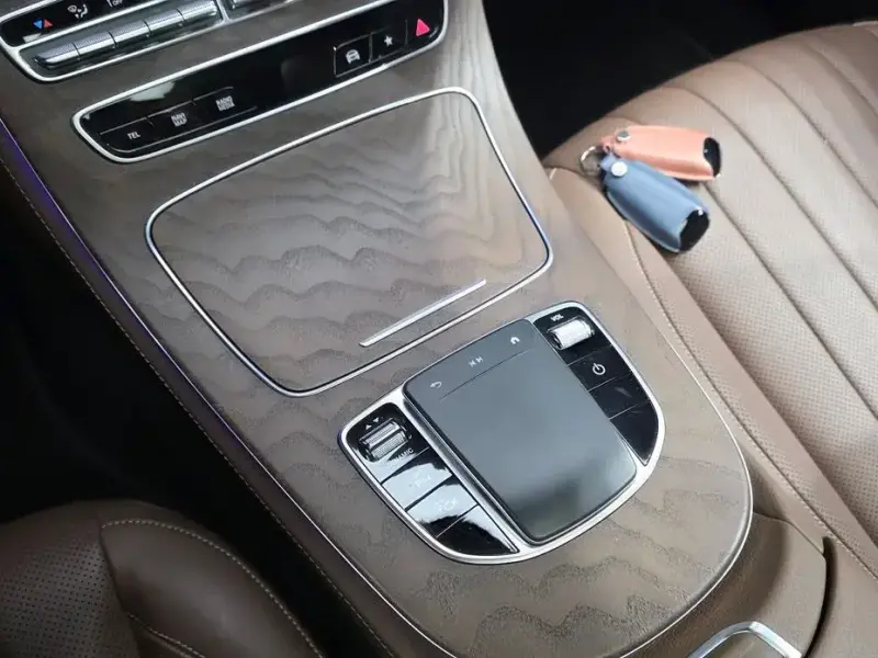 2022 Mercedes-Benz E-Класс с пробегом 113 542 км
