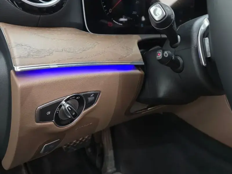 2022 Mercedes-Benz E-Класс с пробегом 113 542 км