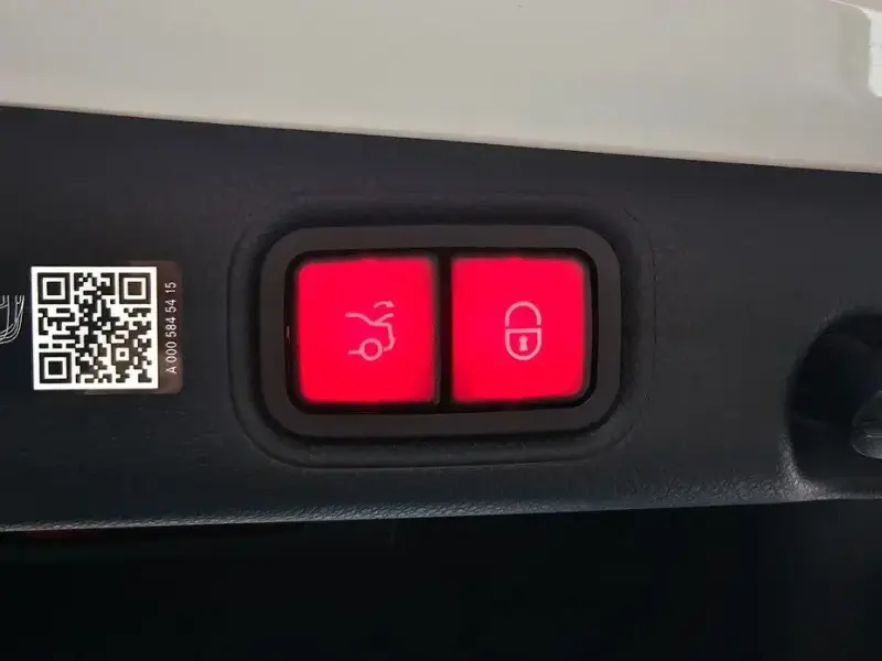 2023 Mercedes-Benz E-Класс с пробегом 9 034 км
