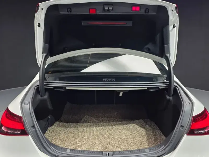 2021 Mercedes-Benz E-Класс с пробегом 68 076 км