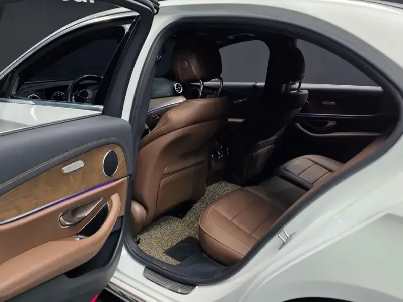 2021 Mercedes-Benz E-Класс с пробегом 68 076 км