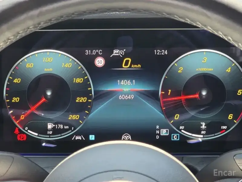 2021 Mercedes-Benz E-Класс с пробегом 60 645 км