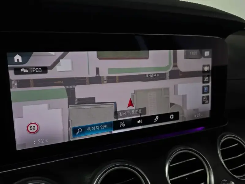 2022 Mercedes-Benz E-Класс с пробегом 25 234 км