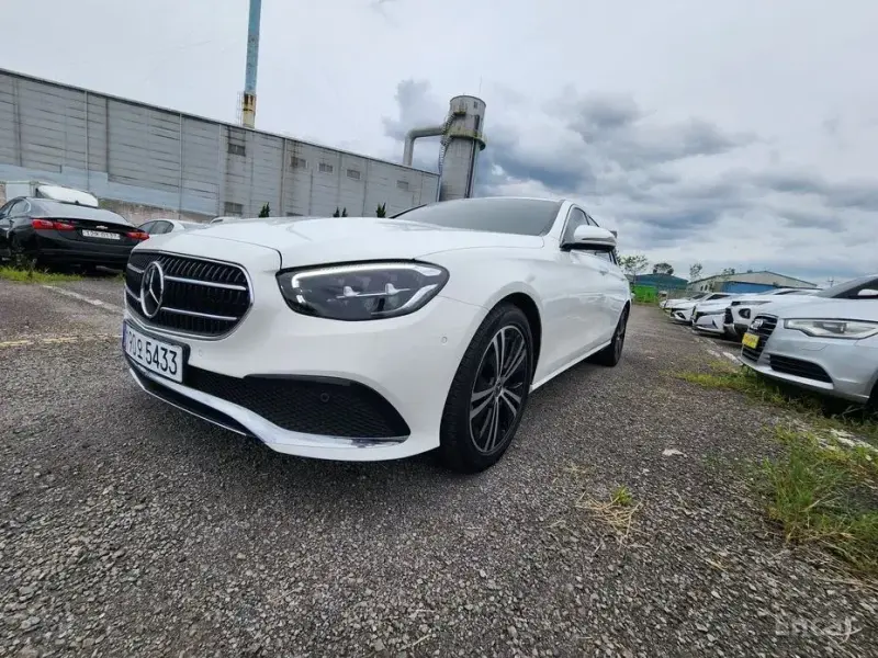 2021 Mercedes-Benz E-Класс с пробегом 84 332 км