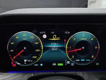 2022 Mercedes-Benz E-Класс с пробегом 38 025 км