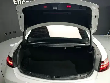 2022 Mercedes-Benz E-Класс с пробегом 38 025 км