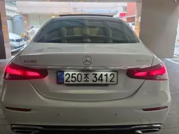 2022 Mercedes-Benz E-Класс с пробегом 69 082 км