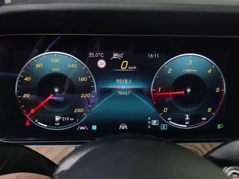 2021 Mercedes-Benz E-Класс с пробегом 79 957 км