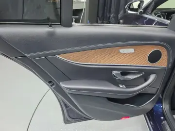2021 Mercedes-Benz E-Класс с пробегом 79 957 км