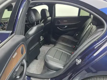 2021 Mercedes-Benz E-Класс с пробегом 79 957 км