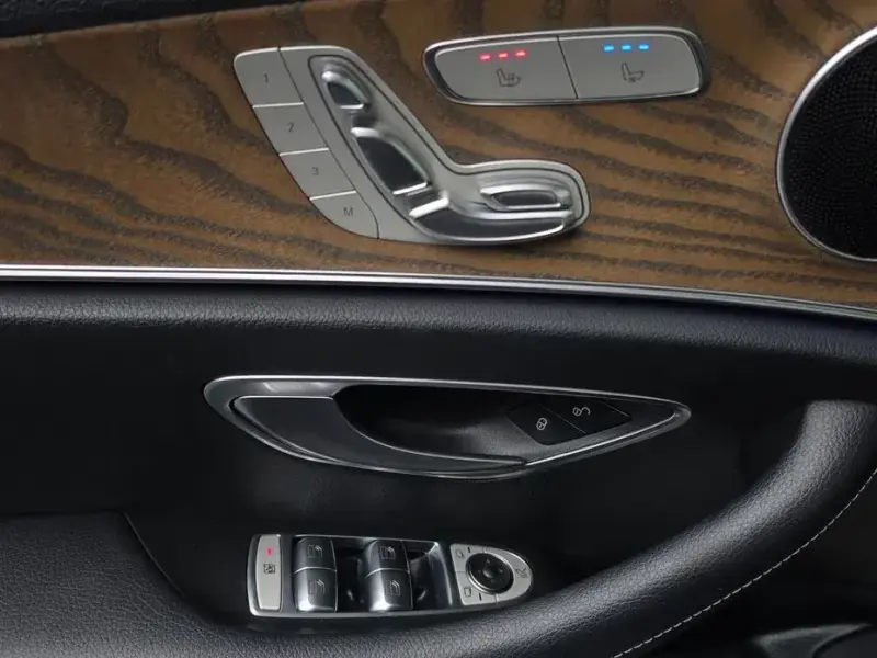 2021 Mercedes-Benz E-Класс с пробегом 79 957 км