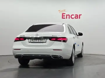 2022 Mercedes-Benz E-Класс с пробегом 137 573 км
