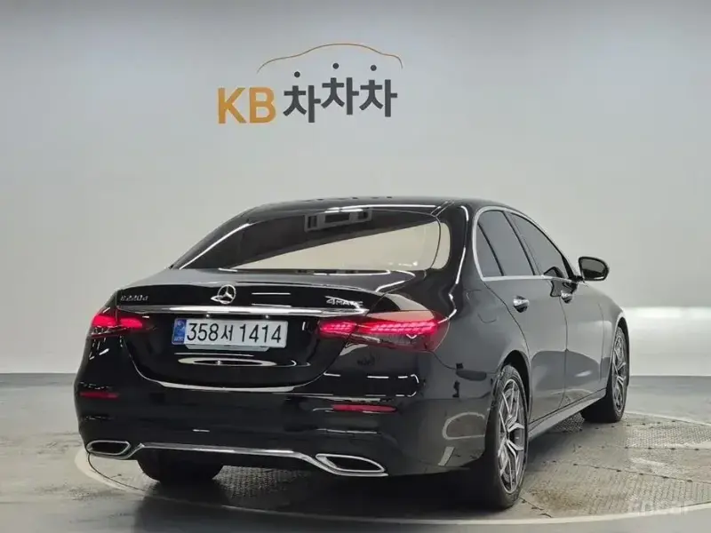 2023 Mercedes-Benz E-Класс с пробегом 37 214 км