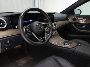 2023 Mercedes-Benz E-Класс с пробегом 21 364 км