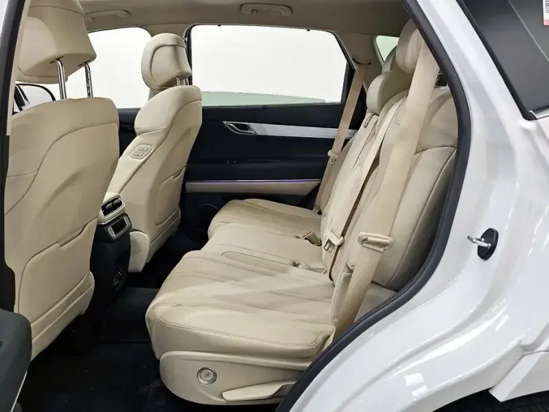 2023 Genesis GV80 с пробегом 20 956 км