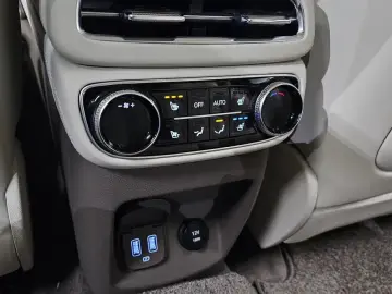 2023 Genesis GV80 с пробегом 22 064 км
