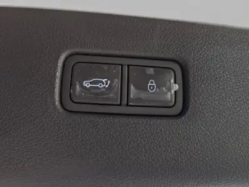 2023 Genesis GV80 с пробегом 22 064 км