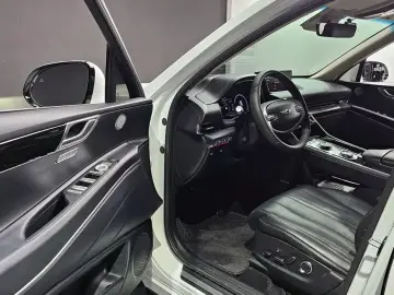 2023 Genesis GV80 с пробегом 53 303 км