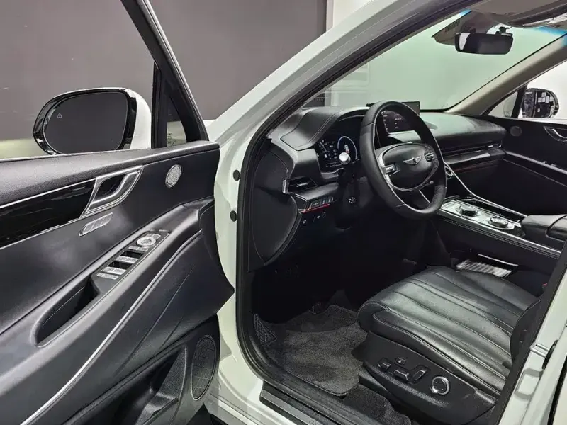 2023 Genesis GV80 с пробегом 53 303 км