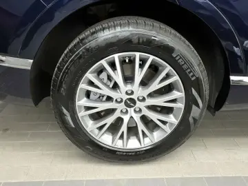 2023 Genesis GV80 с пробегом 11 951 км